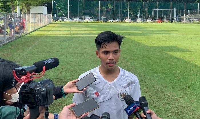 David Maulana saat ditemui seusai latihan timnas U-22 Indonesia di Lapangan A, Senayan, Jakarta Pusat, Sabtu (11/3/2023).