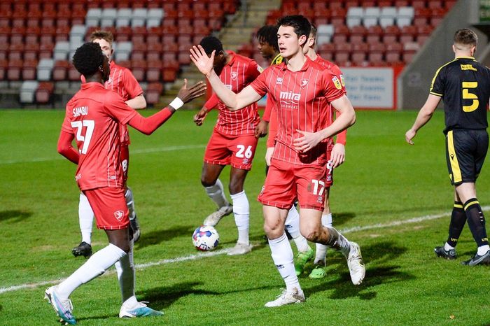 Bek timnas Indonesia, Elkan Baggott comeback dari cedera dan mencetak gol saat Cheltenham Town menang 3-0 atas Bristol Rovers Development, Selasa (14/3/2023) dini hari WIB.