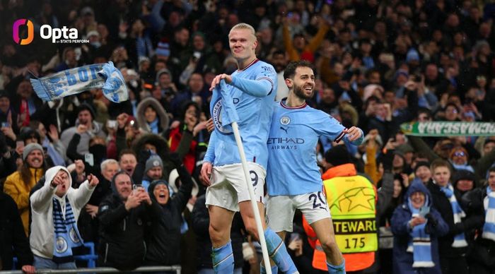 Striker Manchester City, Erling Haaland, merayakan gol ke gawang RB Leipzig dalam laga leg kedua babak 16 besar Liga Champions di Stadion Etihad, Selasa (14/3/2023).