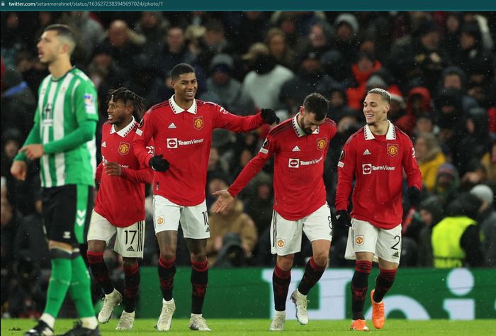 Manchester United gantian menyambangi markas Real Betis, Estadio Benito Villamarin, pada leg kedua babak 16 besar Liga Europa 2022-2023.