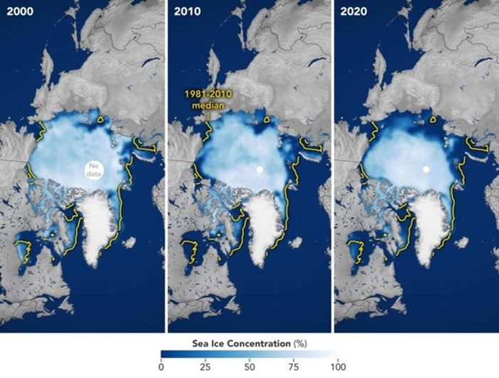 Pemetaan satelit mengungkapkan batas es laut di Samudra Arktik pada Juli 2020 dalam konteks dengan es laut dari Juli 2000 dan 2010.