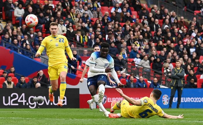 Bukayo Saka mendapat pujian dari Gareth Southgate soal mentalitas yang membuatnya produktif untuk Arsenal dan tim nasional Inggris.