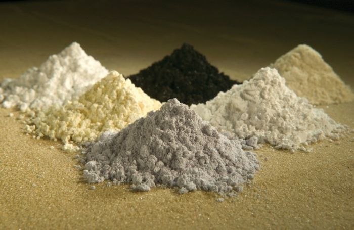 Mineral kritis seperti litium, nikel, kobalt adalah kunci transisi energi.