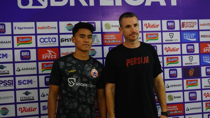 Jumpa pers Persija Jakarta diwakili oleh Muhammad Ferrari dan coach Paul Keenan jelang lawan Persib Bandung, Kamis (30/3/2023).