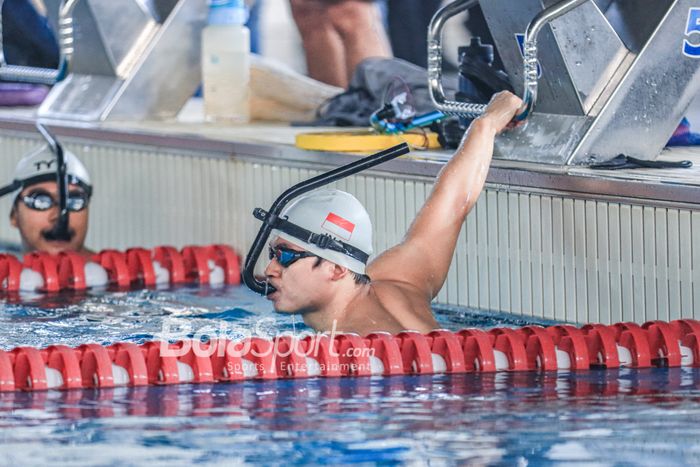 Atlet renang Indonesia cabang Fin Swimming atau Renang Sirip sedang berlatih di Stadion Akuatik GBK, Senayan, Jakarta, Rabu (5/4/2023).