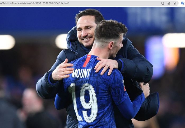 Frank Lampard dan Mason Mount saat membela Chelsea.