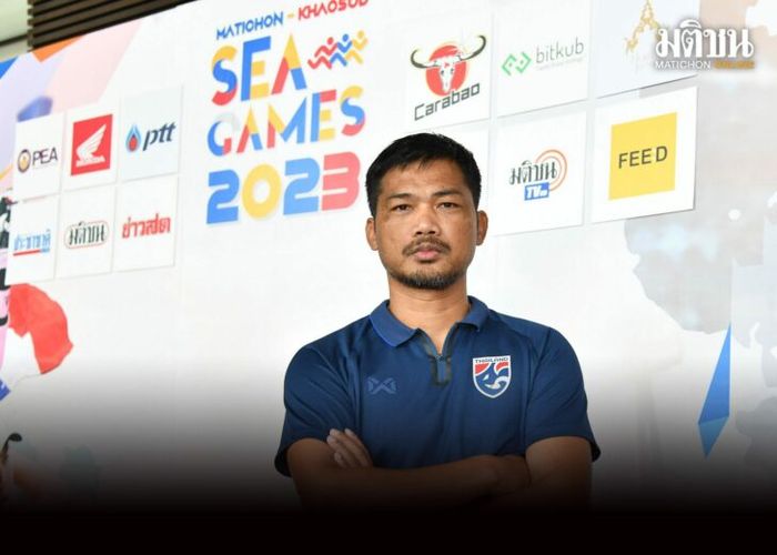 Pelatih Timnas U-22 Thailand, Issara Sritaro.