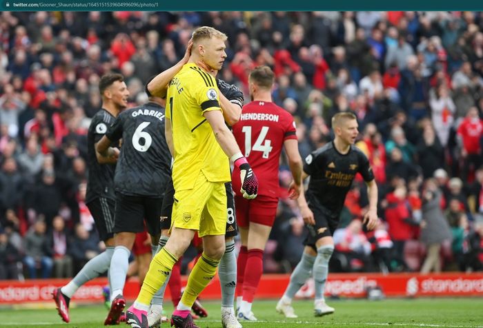 Aaron Ramsdale menjadi penyelamat bagi Arsenal dalam laga imbang 2-2 melawan Liverpool di Anfield pada pekan ke-30 Liga Inggris 2022-2023.