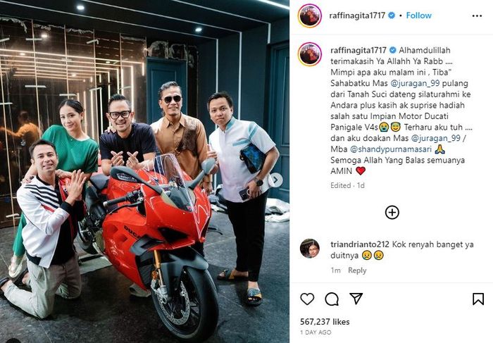 Raffi Ahmad dapat hadiah motor mewah dari Gilang Juragan 99.