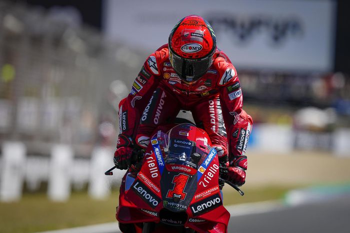 Aksi pembalap Ducati Francesco Bagnaia pada sesi sprint race MotoGP Spanyol 2023 di Sirkuit Jerez, Sabtu (29/4/2023)