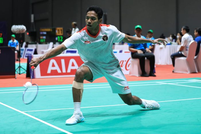 Pebulu tangkis tunggal putra Indonesia, Chico Aura Dwi Wardoyo,  pada perempat final SEA Games 2023 di Badminton Hall Morodok Techo, Phnom Penh, Kamboja, Minggu (14/5/2023).