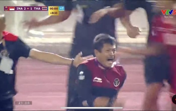 Indra Sjafri melakukan selebrasi duluan, padahal laga Indonesia Vs Thailand di final SEA Games 2023 belum selesai.