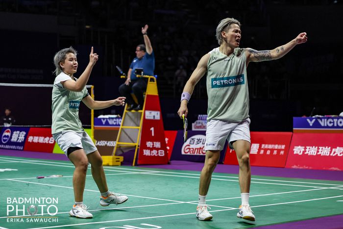 Anak didik Nova Widianto, pasangan ganda campuran Malaysia, Chen Tang Jie/Toh Ee Wei, saat menghadapi Taiwan pada babak penyisihan grup Sudirman Cup 2023