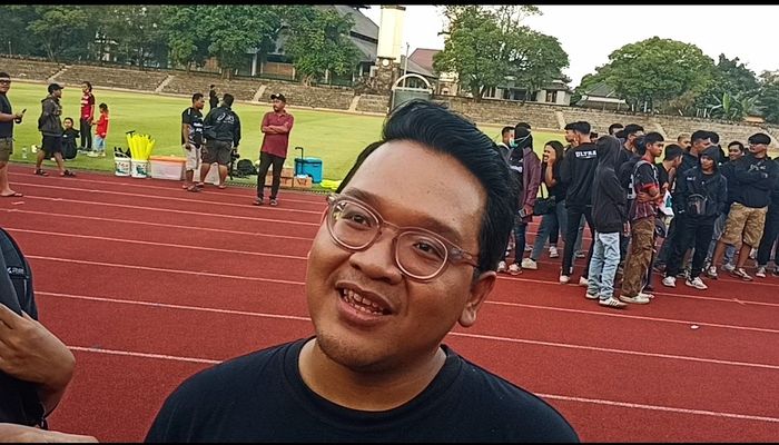 Bryan Barcelona selaku Media Officer Persis Solo saat ditemui di StadioN Sriwedari, Surakarta, Sabtu (20/5/2023).