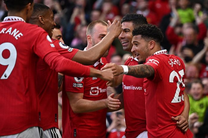 Manchester United resmi lolos ke Liga Champions 2023-2024 usai kalahkan Chelsea (25/5/2023), sedangkan Liverpool harus ikhlas terjun di Liga Europa.