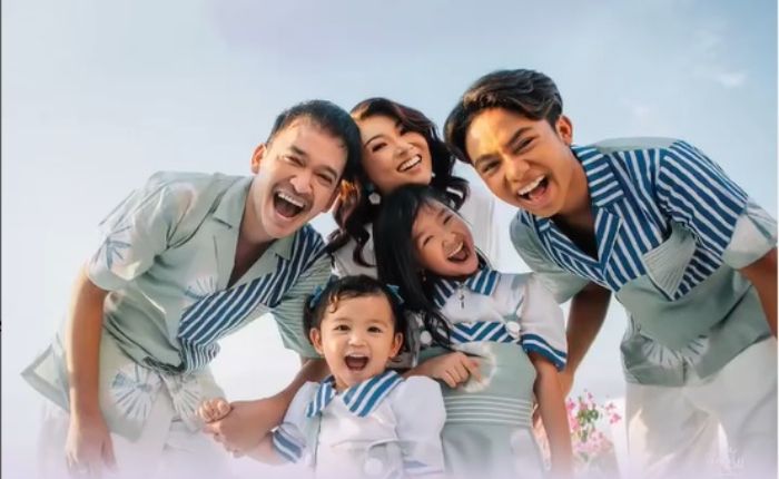 Keluarga Ruben Onsu dan Sarwendah