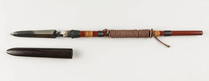 Nage-yari (tombak lempar) atau te-yari (tombak tangan), abad ke-17.