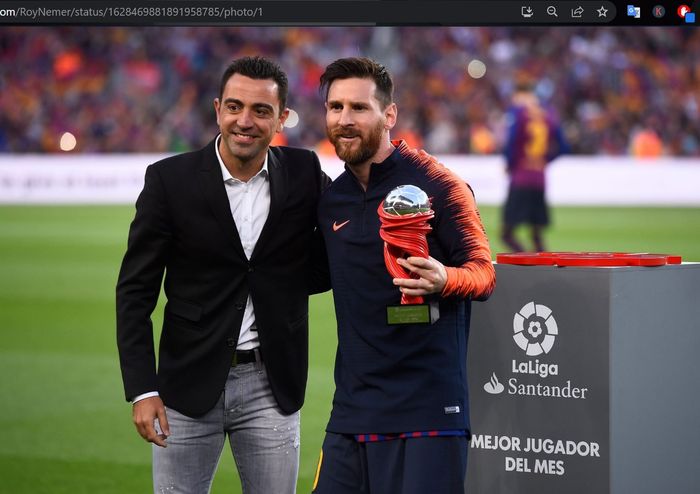 Xavi Hernandez dan Lionel Messi saat berada di Barcelona.