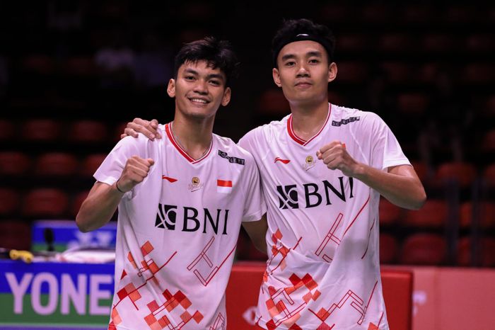 Ganda putra Indonesia, Muhammad Shohibul Fikri/Bagas Maulana berpose usai menjalani babak kedua Thailand Open 2023, Kamis (1/6/2023)