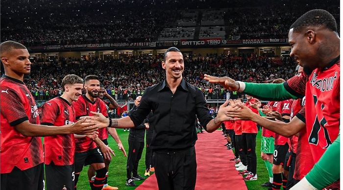 Momen perpisahan Zlatan Ibrahimovic dengan AC Milan, Minggu (4/6/2023) di San Siro. Ibrahimovic memutuskan pensiun dari sepak bola.