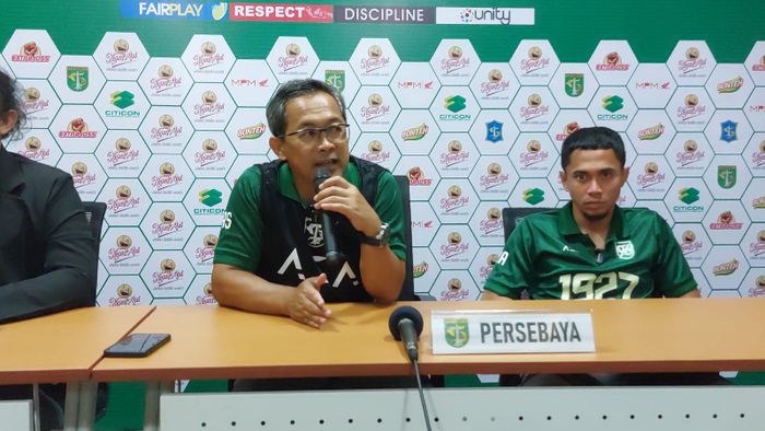 Pelatih Persebaya Surabaya, Aji Santoso bakal jadi salah satu juru taktik lokal yang bakal diperhitungkan di Liga 1 2023/2024