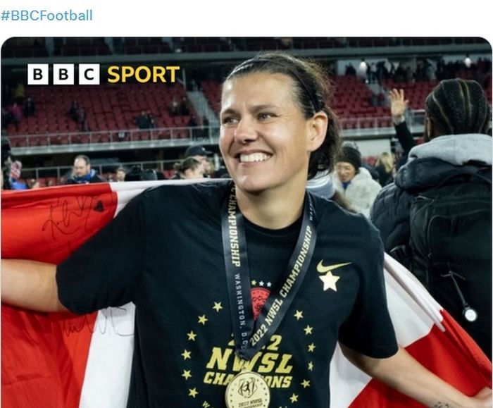 Christine Sinclair saat bermain untuk timnas wanita Kanada.