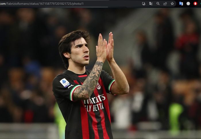 Sandro Tonali akan segera pindah dari AC Milan ke Newcastle United.