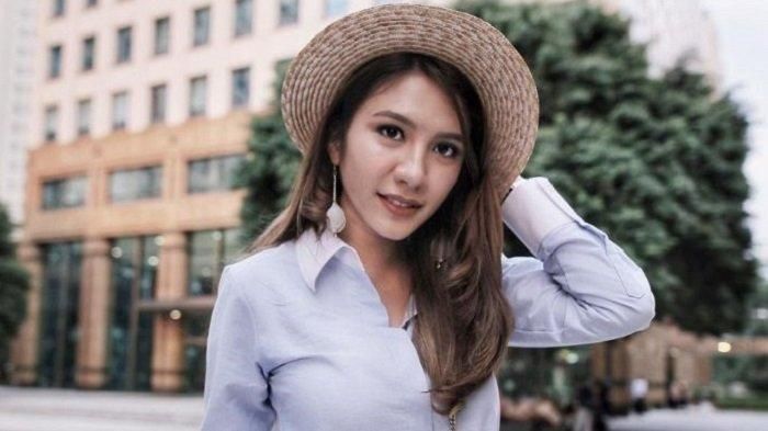 Acha Sinaga pernah jadi SPG di Jakarta Fair 