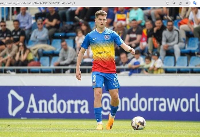 Mantan bek Barcelona, Mika Marmol, saat ini bermain untuk FC Andorra.