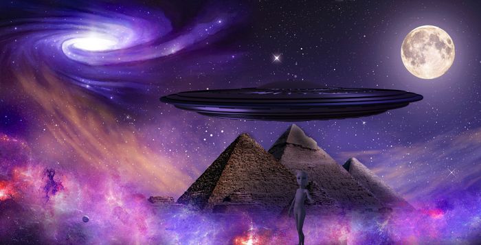 Sejarah mencatat bahwa berbagai teori konspirasi muncul secara berulang, termasuk klaim bahwa piramida dibangun oleh alien.