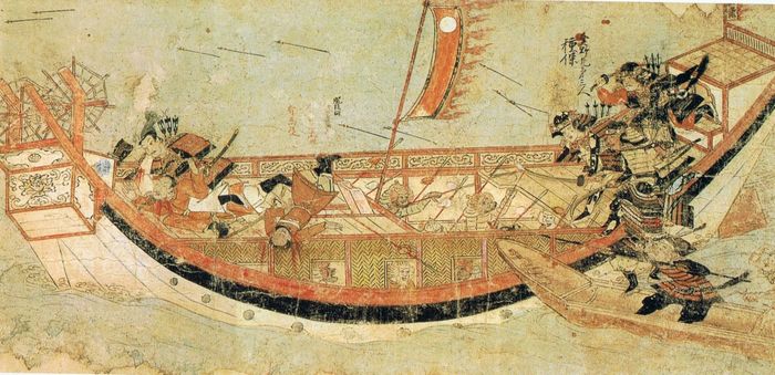 Karena bangsa Mongol terus mengirimkan ancaman invasi, maka Kekaisaran Jepang mulai bersiap untuk melawan. Pada 21 Februari 1280, semua tempat suci dan kuil diperintahkan oleh Istana Kekaisaran untuk mendoakan kemenangan kekaisaran Jepang melawan Mongol.