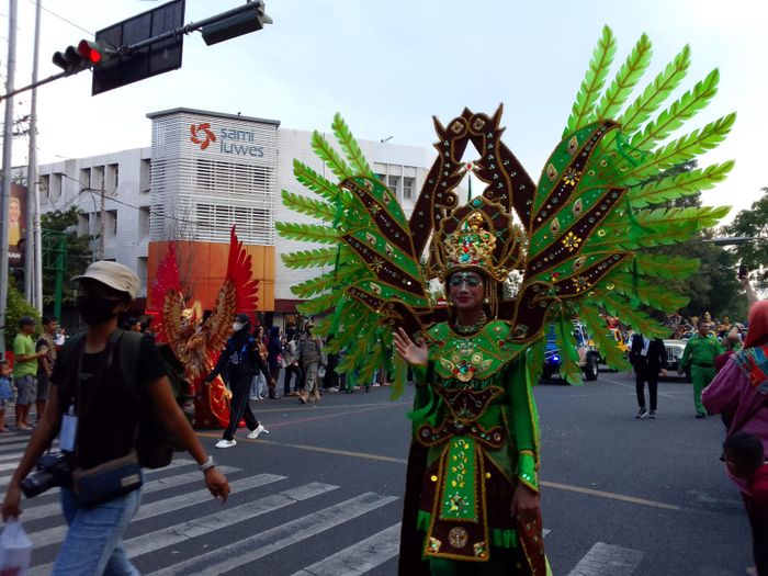 Rangkaian Acara Solo Batik Carnival 14 yang digelar di sepanjang jalan Slamet Riyadi Solo, Sabtu (8/72023). 