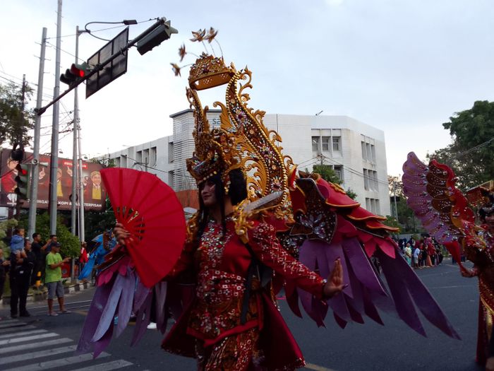 Rangkaian Acara Solo Batik Carnival 14 yang digelar di sepanjang jalan Slamet Riyadi Solo, Sabtu, 8 Juli 2023. 