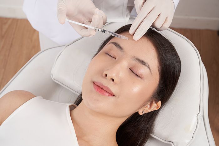 Crystal Glow Peeling.