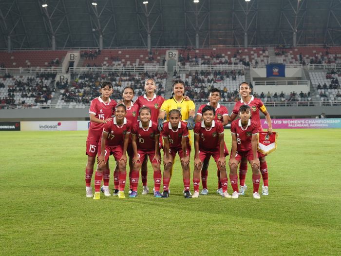 Skuad timnas U-19 wanita Indonesia di semifinal Piala AFF U-19 Wanita 2023.