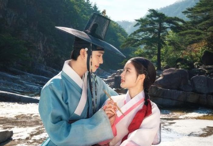 Drama Korea Lovers of The Red Sky