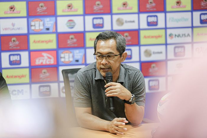 Pelatih Persebaya Surabaya, Aji Santoso.