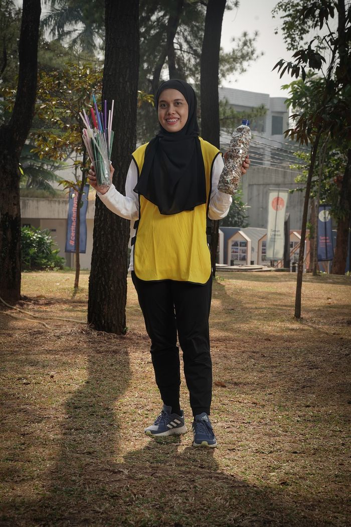 Sebagian sampah sedotan plastik dan puntung rokok yang terkumpul lewat kegiatan Circular City Clean di kawasan Blok M.