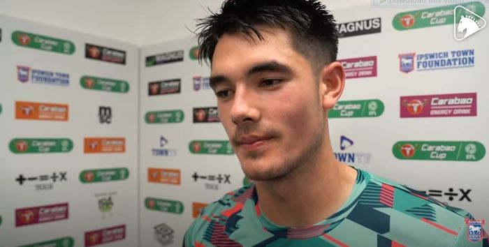 Elkan Baggott sesudah laga Ipswich Town melawan Bristol Rovers di Carabao Cup (10/8/2023). 