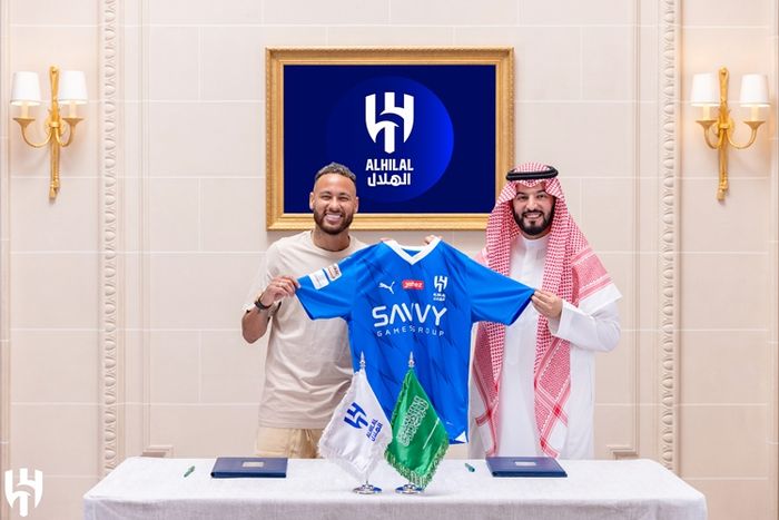 Neymar resmi bergabung dengan Al Hilal.