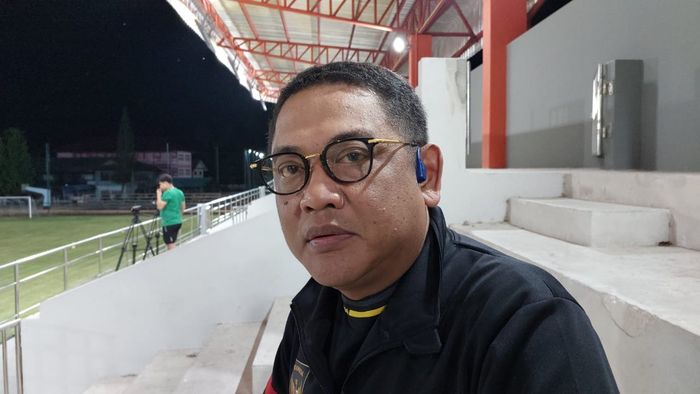 Manajer Timnas U-23 Indonesia, Endri Erawan saat ditemui di Nonglalok Stadium, Kamis (17/8/2023).