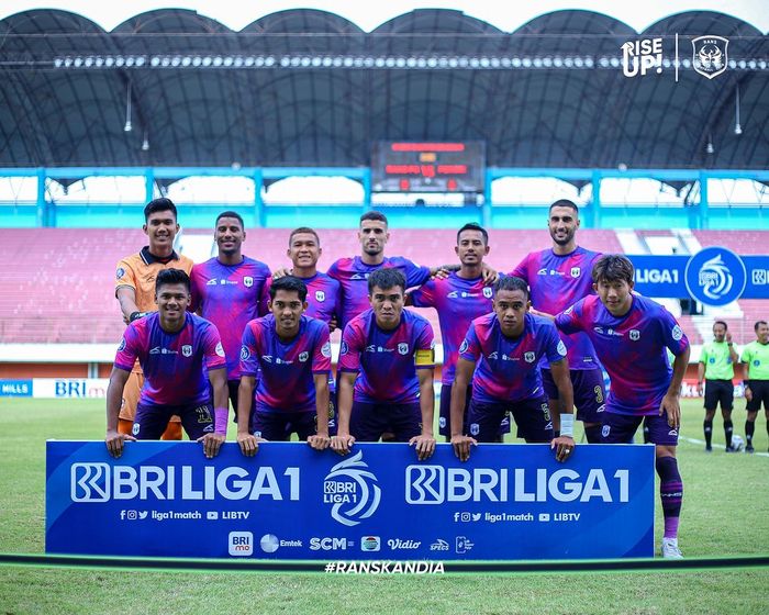 Skuad RANS Nusantara FC ketika melawan Persik Kediri pada pekan ke-11 Liga 1 2023/2024.