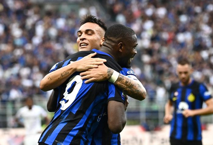 Marcus Thuram merayakan gol debutnya Inter Milan dalam giornata 3 Liga Italia 2023-2024 melawan Fiorentina di Stadion Giuseppe Meazza pada Minggu (3/9/2023).