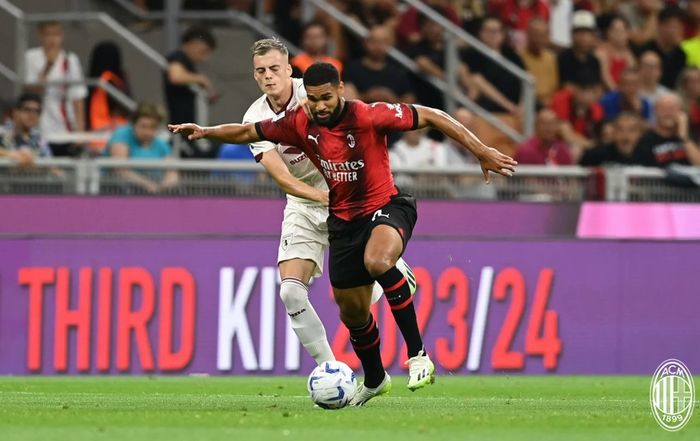 Aksi Ruben Loftus-Cheek saat AC Milan melawan Torino pada lanjutan laga Liga Italia 2023-2024.