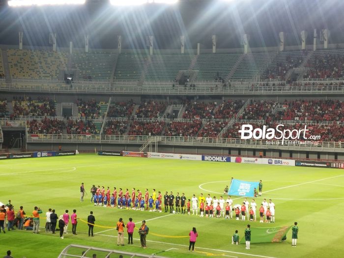 Suasana pertandingan Timnas Indonesia vs Turkmenistan di Stadion Gelora Bung Tomo, Surabaya, Jumat (8/9/2023) malam WIB