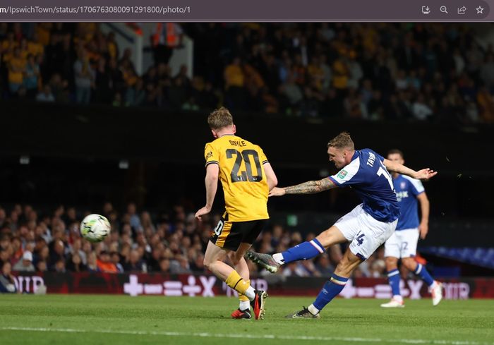 Klub Elkan Baggot, Ipswich Town, berhasil lolos ke babak 16 besar Piala Liga Inggris 2023-2024 usai mengalahkan Wolverhampton Wanderers.