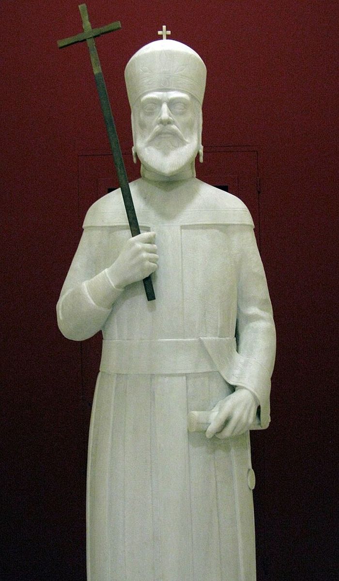 Constantine XI Palaiologos dijuluki sebagai Kaisar Marmer. Ia dipercaya berubah menjadi marmer dan akan kembali untuk merebut Konstantinopel.