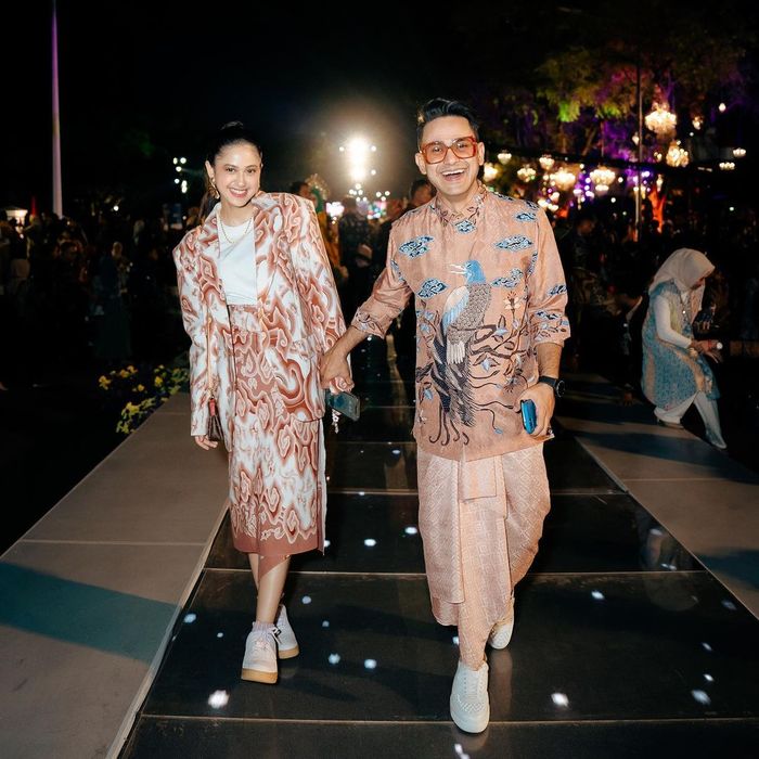 Potret presenter Ramzy dan sang putri Asila Maisa di acara Istana Berbatik.