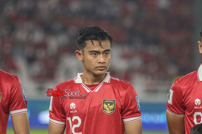 Bek sayap kiri timnas Indonesia, Pratama Arhan, saat hadir di Stadion Utama Gelora Bung Karno, Senayan, Jakarta, Kamis (12/10/2023).