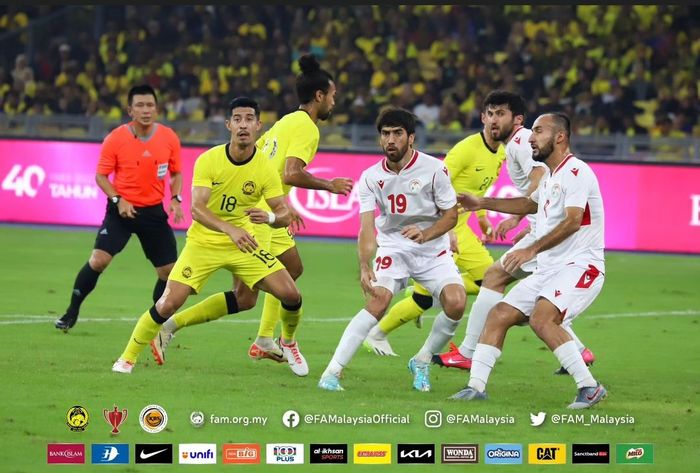 Suasana pertandingan Final Pestabola Merdeka 2023 antara timnas Malaysia melawan Tajikistan, Selasa (17/10/2023).